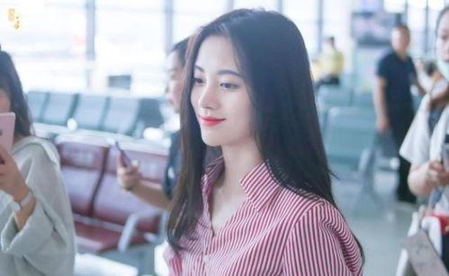 主持人鞠婧祎爆料视频在线观看,揭秘幕后故事与精彩瞬间