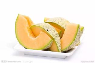 别人吃哈密瓜冰块,哈密瓜冰块，清凉一夏的甜蜜享受